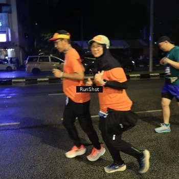 Runner Photo 7900800