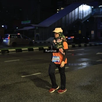 Runner Photo 7900829