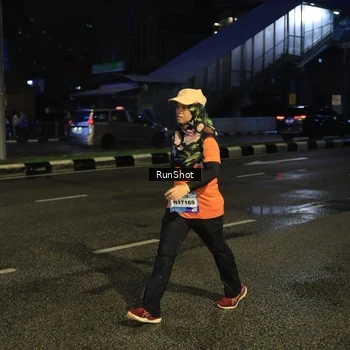 Runner Photo 7900834