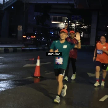 Runner Photo 7900843