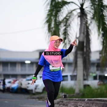 Runner Photo 7900858
