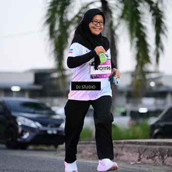 Runner Photo 7900859