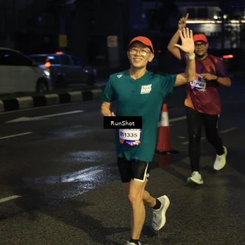 Runner Photo 7900862