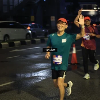Runner Photo 7900863