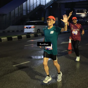 Runner Photo 7900866