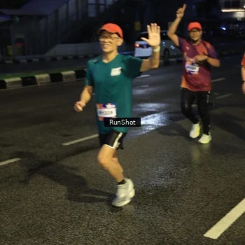 Runner Photo 7900879