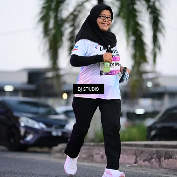 Runner Photo 7900880