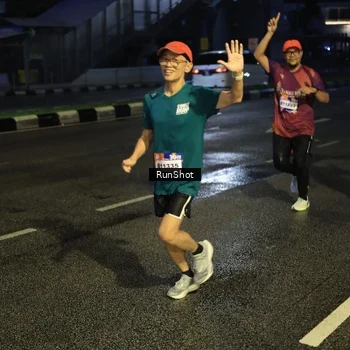 Runner Photo 7900881