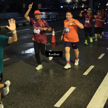 Runner Photo 7900887