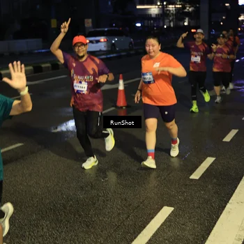 Runner Photo 7900888