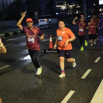 Runner Photo 7900892