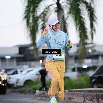 Runner Photo 7900901