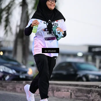 Runner Photo 7900910
