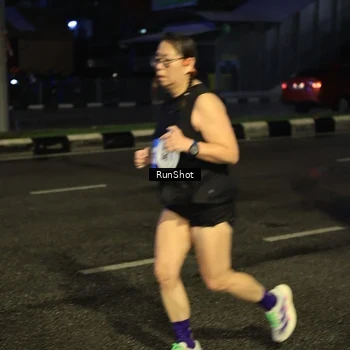 Runner Photo 7900913