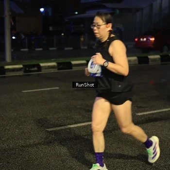 Runner Photo 7900915