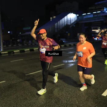 Runner Photo 7900918