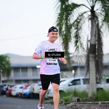 Runner Photo 7900920
