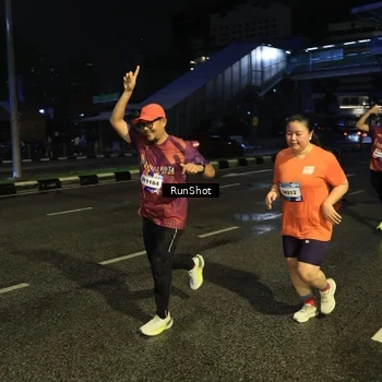 Runner Photo 7900922