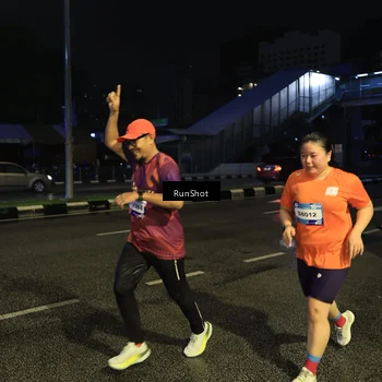 Runner Photo 7900933