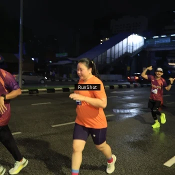 Runner Photo 7900940