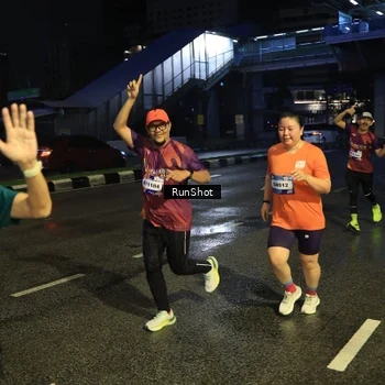 Runner Photo 7900945