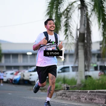 Runner Photo 7900947