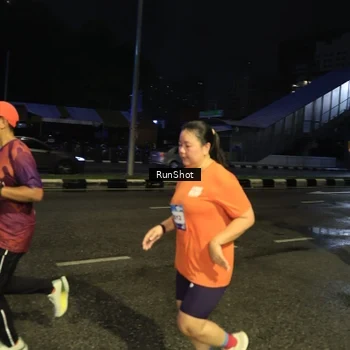 Runner Photo 7900949