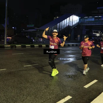 Runner Photo 7900968
