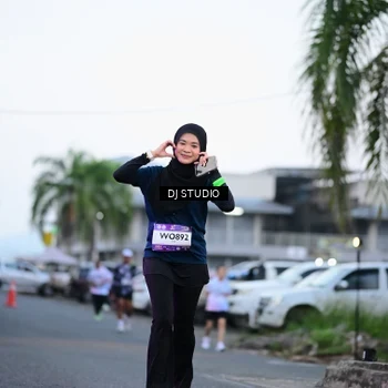 Runner Photo 7900971