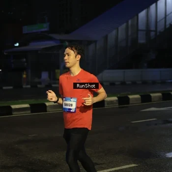 Runner Photo 7900976
