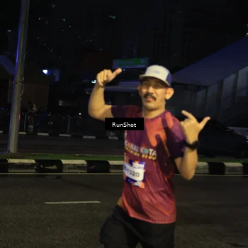 Runner Photo 7900979