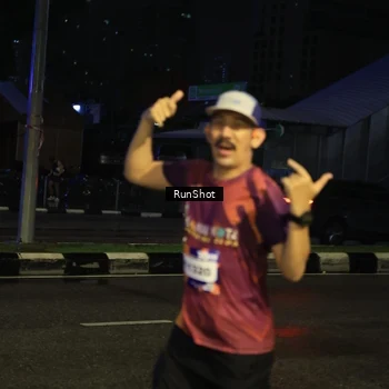 Runner Photo 7900982