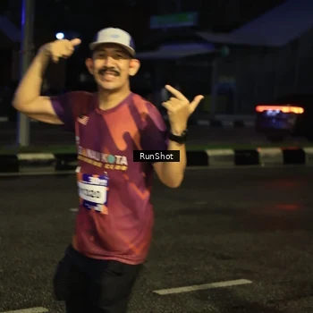 Runner Photo 7900985