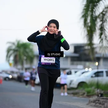 Runner Photo 7900989