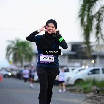 Runner Photo 7900990