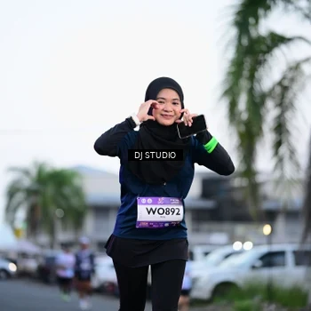 Runner Photo 7900994