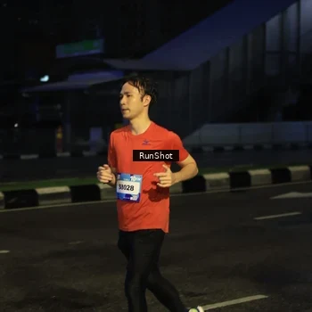 Runner Photo 7900998