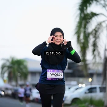 Runner Photo 7900999