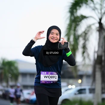 Runner Photo 7901000
