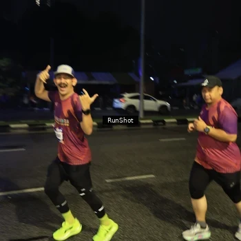 Runner Photo 7901005