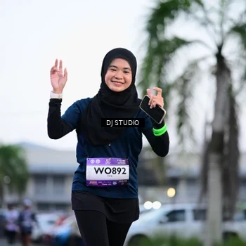 Runner Photo 7901007