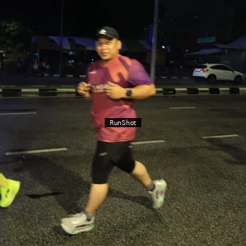 Runner Photo 7901026