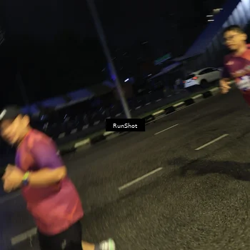 Runner Photo 7901031