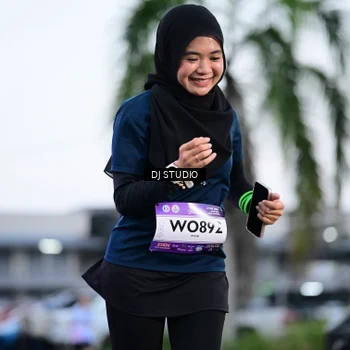 Runner Photo 7901043