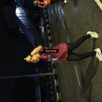 Runner Photo 7901045