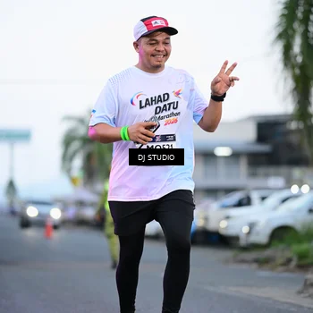 Runner Photo 7901048