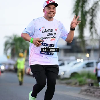 Runner Photo 7901066
