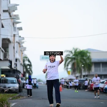 Runner Photo 7901074