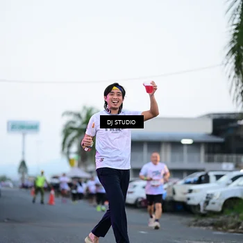 Runner Photo 7901087