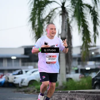 Runner Photo 7901098